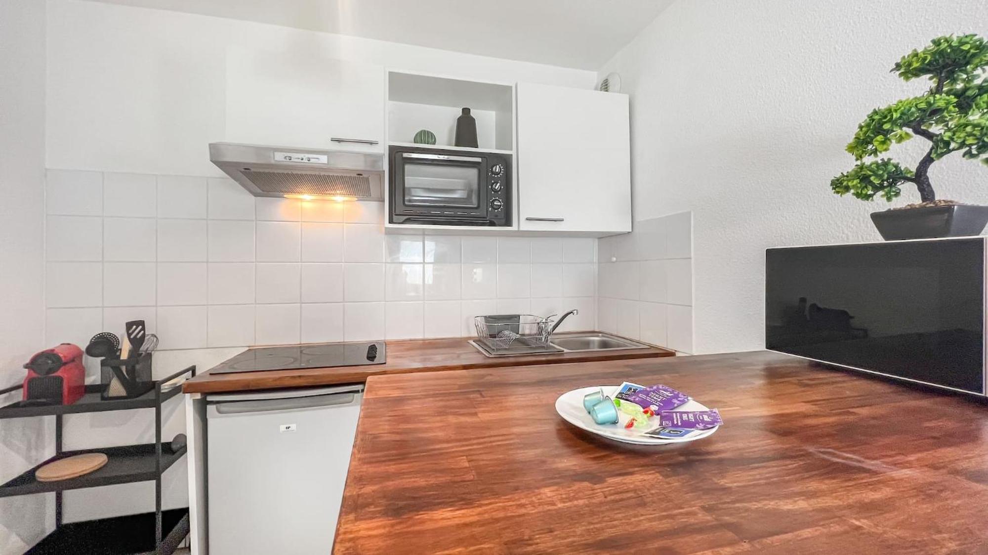 Homey Wild - Proche Gare Et Tram - Proche Centre - Balcon Prive - Parking Prive - Wifi Gratuit Annemasse Εξωτερικό φωτογραφία